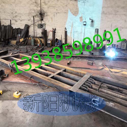 廢紙打包機(jī)打包廢舊塑料礦泉水瓶的工作原理是什么?